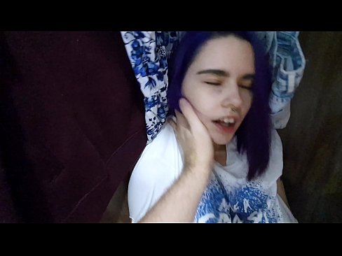 ❤️ พบน้องสาวของฉันในตู้เสื้อผ้าและช่วยเธอหลั่ง ❤️❌ เซ็กซ์สุด ที่เรา th.pornjimbo.ru ️❤